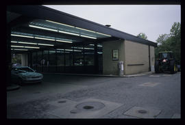 Mies Van Der Rohe - garage - Ile des Soeurs - 1967-69: diapositive